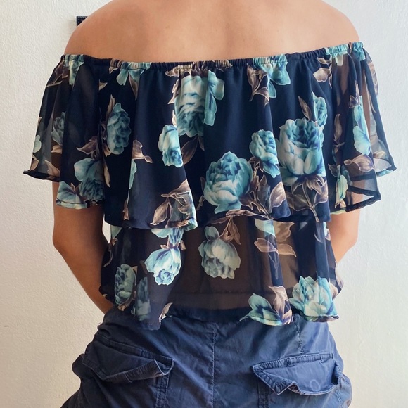 Blue Rose Tier Off shoulder Top - Picture 4 of 4